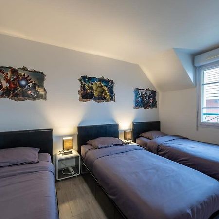 Disney Avengers Home Magny-le-Hongre Kültér fotó