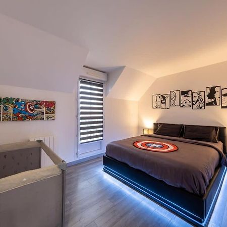 Disney Avengers Home Magny-le-Hongre Kültér fotó