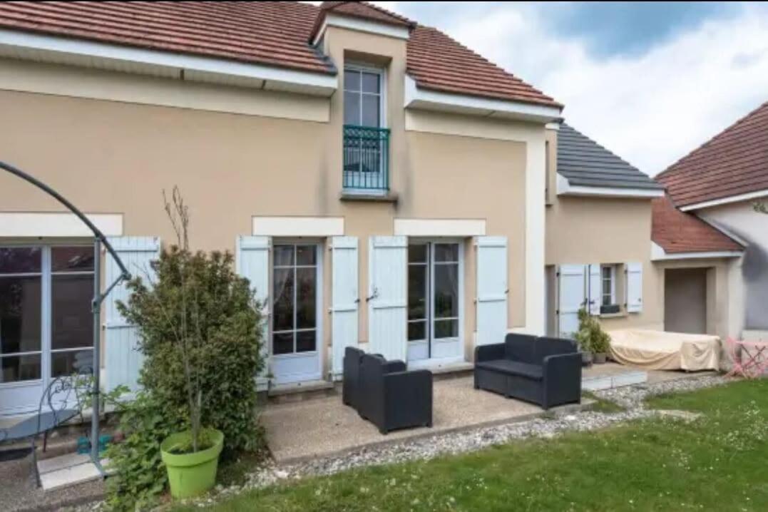 Disney Avengers Home Magny-le-Hongre Kültér fotó
